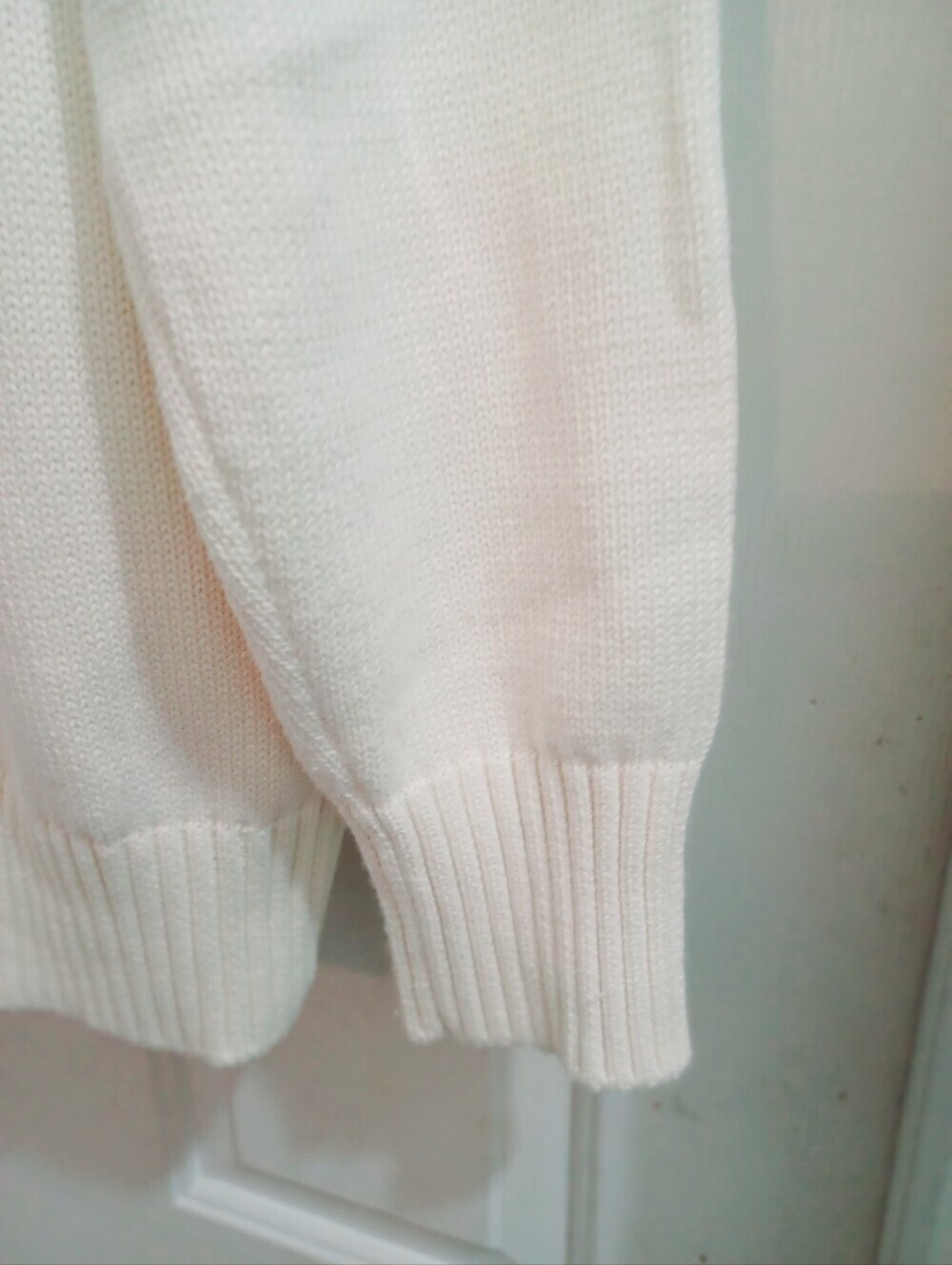 AMI Paris Alexandre Mattiussi Luxe Cream Cardigan with Red Heart 'A', L - Picture 7 of 11